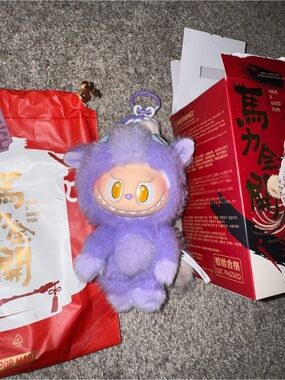 Happy Family Labubu HAVE A GOOD RUN Plush Pendant POP MART Authentic NEW